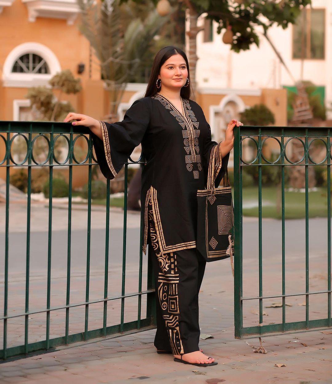 Elagent embroidered linen shirt and trouser